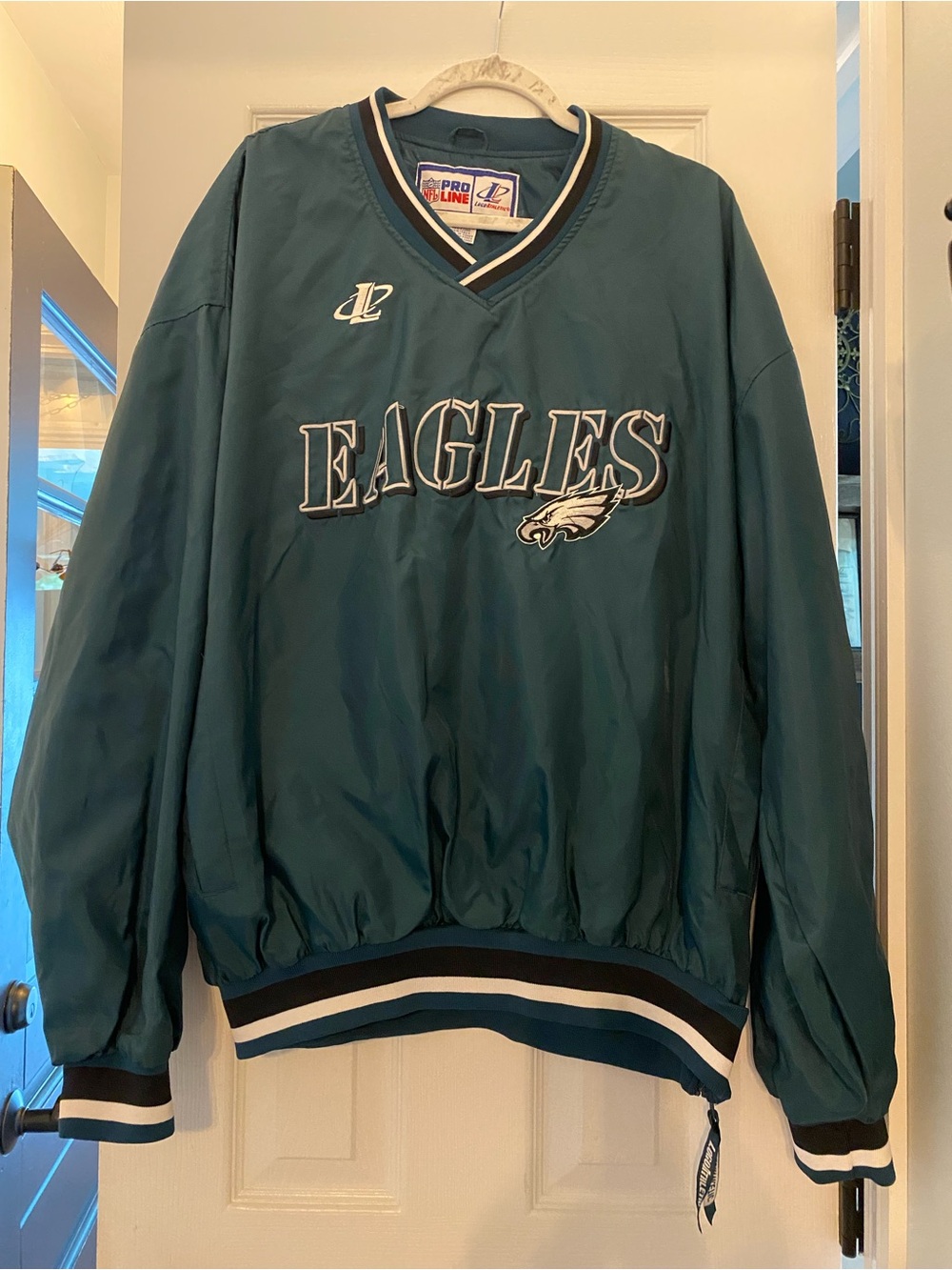 Vintage Logo Athletic XL NFL Pro Line Philadelphia Eagles Pullover Tailgating